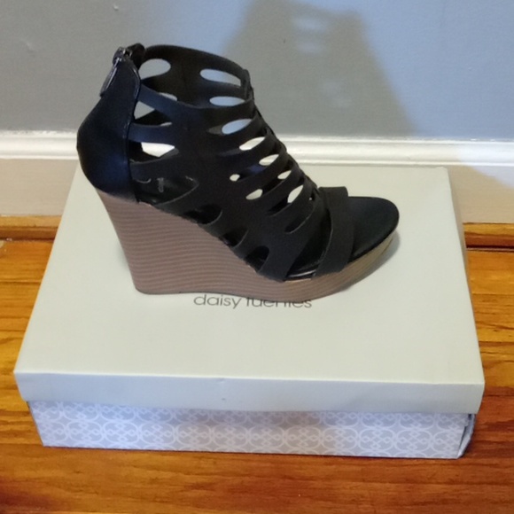 Black wedges - Picture 3 of 4